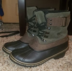 Sorel boots 8